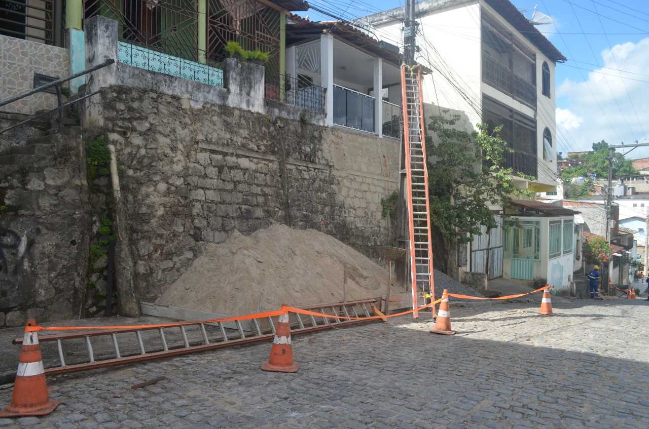 Camacã: Coelba inicia a troca de fiação e rede elétrica em pontos estratégicos da cidade
